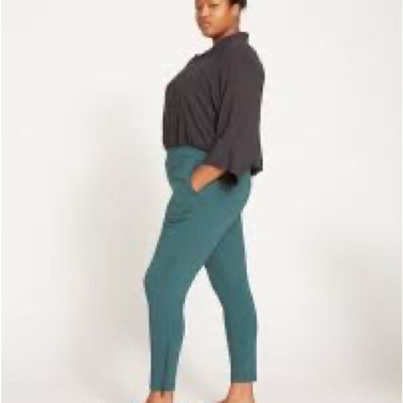 NWT Universal Standard Sea Moss Green Moro Pocket Signature Ponte Pants Size 6/8 - Picture 7 of 9